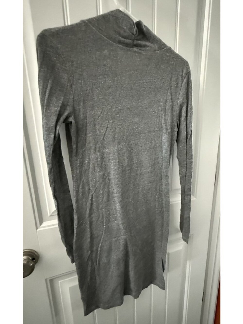 Mini Dress Long Sleeve Small Gray V Neck C&C California USA Neutral Basic - Picture 4 of 5